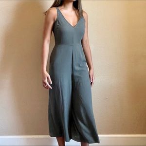 🦋 F21 Olive Green Jumpsuit